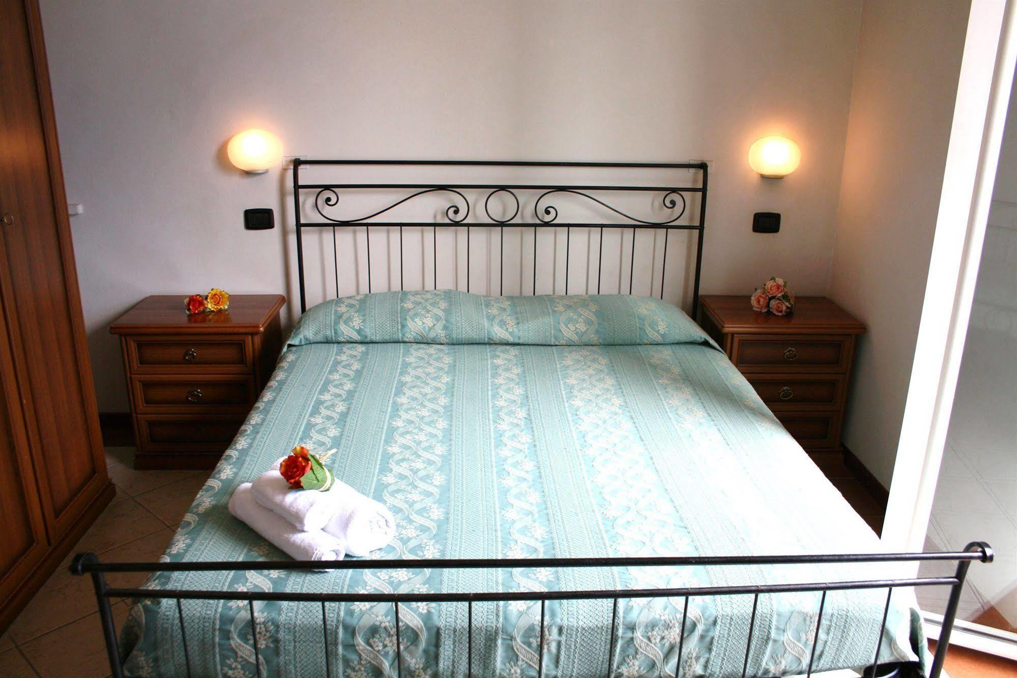 רימיני Residenza Villa Margherita מראה חיצוני תמונה